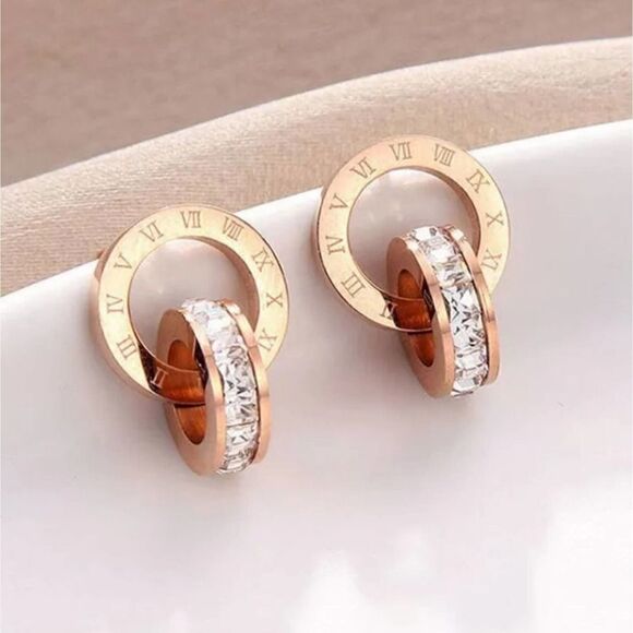 Round Letter Stainless Steel Plating Zircon Earrings - Picture 8 of 17